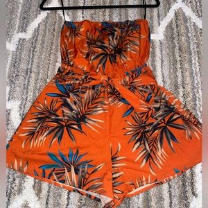Strapless romper
